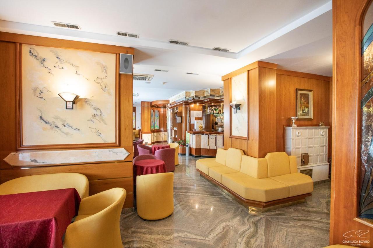 Hotel Posta كومانو تيرمي المظهر الخارجي الصورة